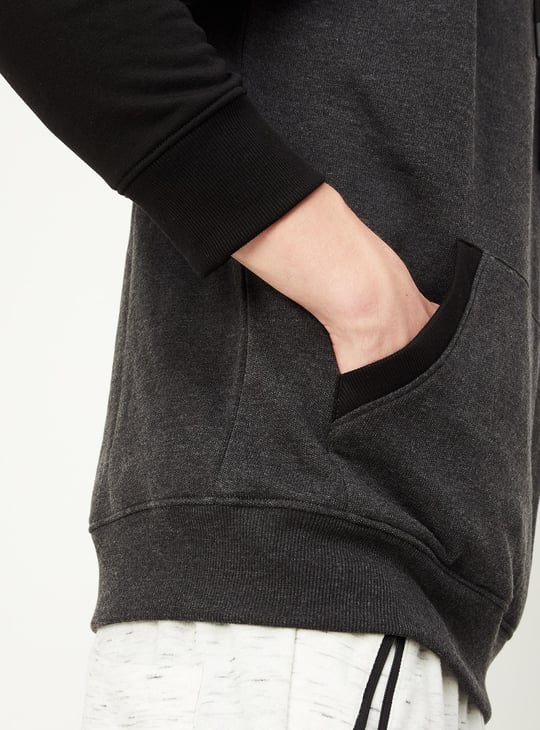 Men Colourblocked Hooded Sweatshirt