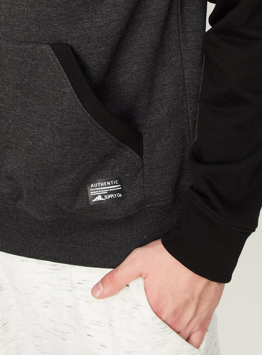 Men Colourblocked Hooded Sweatshirt