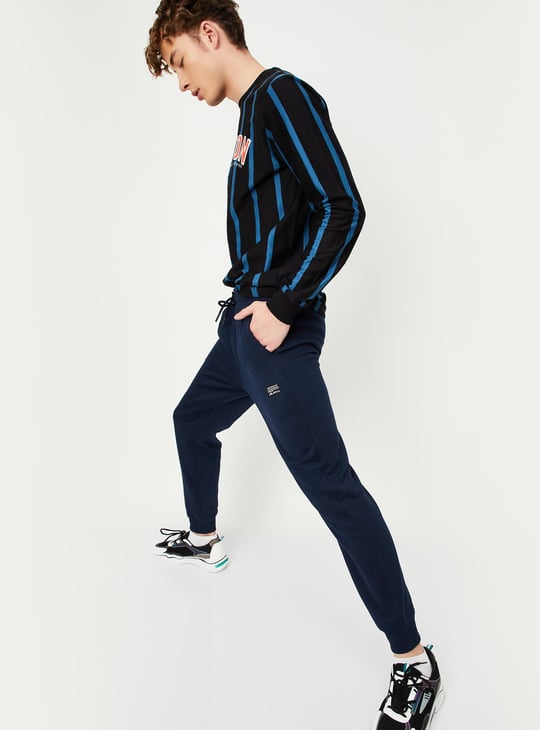Men Solid Drawstring Waist Joggers