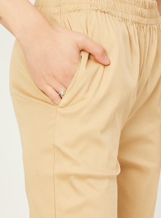 Women Solid Straight Pants