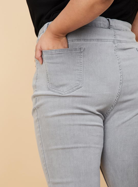 Women Washed Crop Slim Fit Jeans