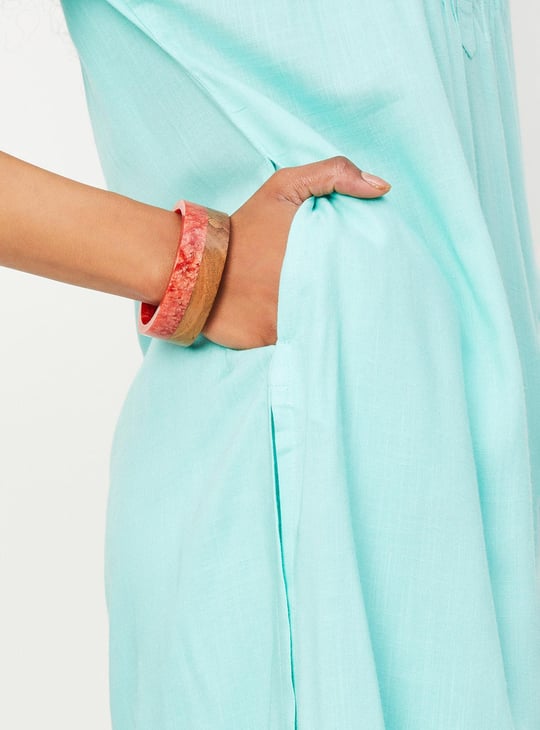 Women Embellished Round Neck Straight Kurta Set