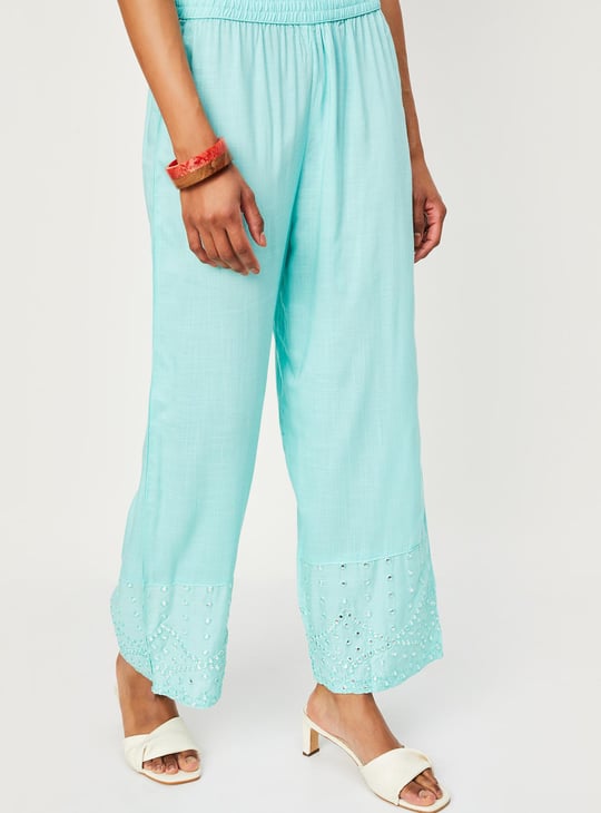 Women Embellished Round Neck Straight Kurta Set