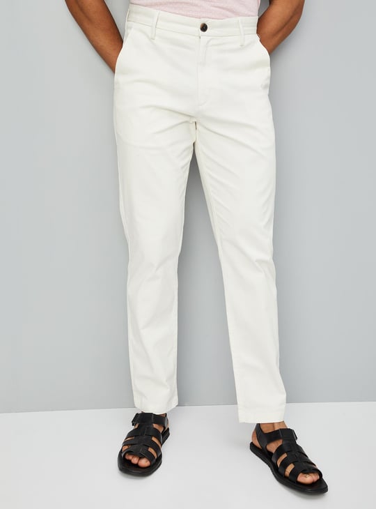 Men Solid Straight Fit Chinos