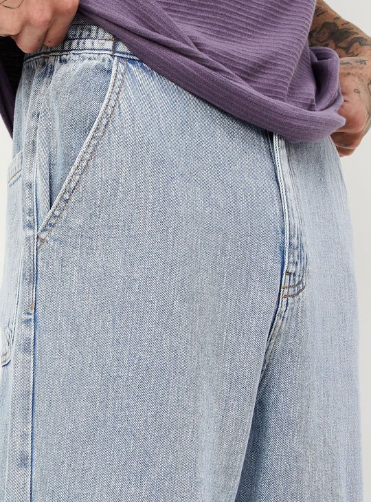 Men Washed Relaxed Fit Jeans