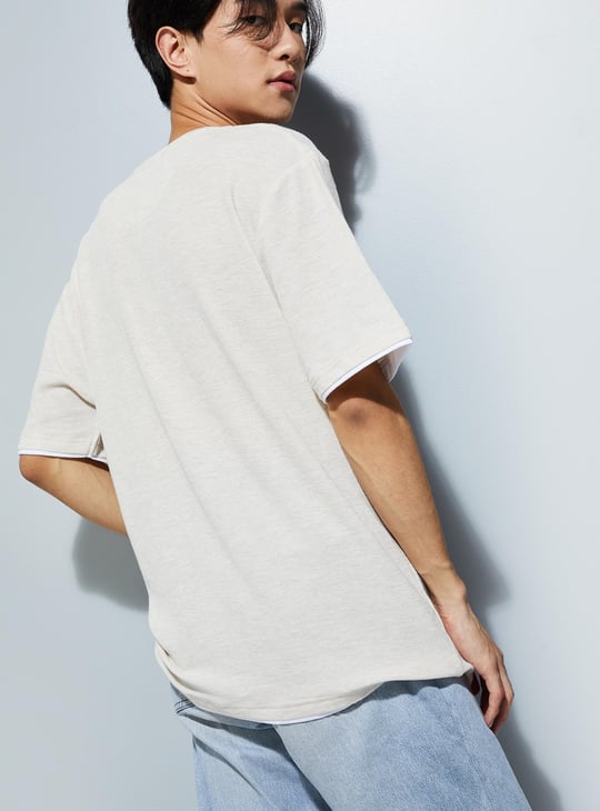 URB_N Men Waffle Knit T-shirt with Contrast Trim