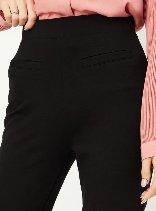 Women Solid Regular Fit Treggings