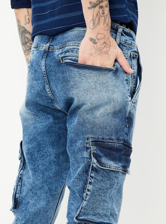 Men Carrot Fit Washed Cargo Jeans