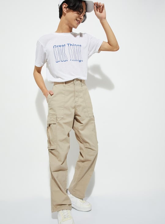 URB_N Men Relaxed Fit Cargo Trousers