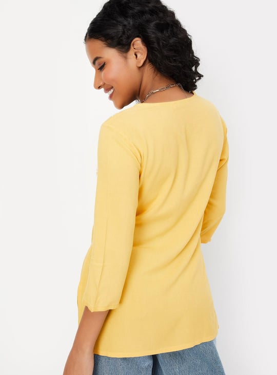 Women Chikankari Short Kurti