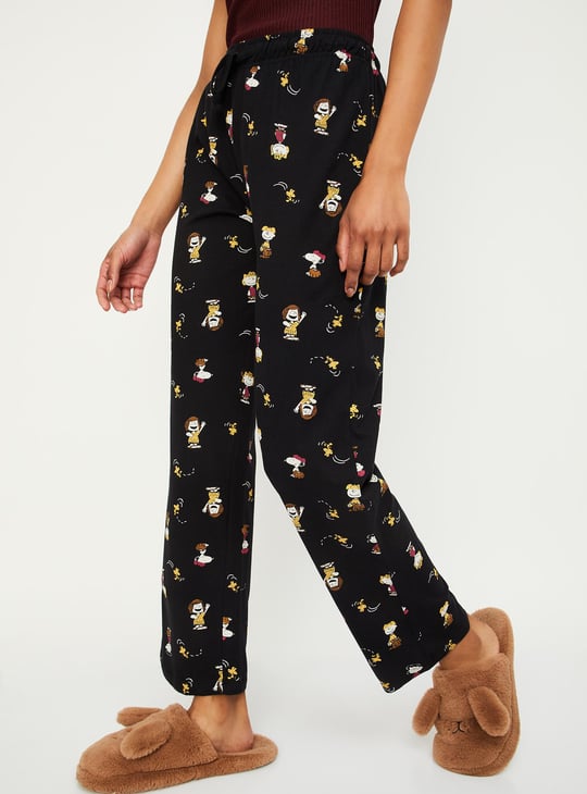 Women Peanuts Snoopy Printed Pyjamas