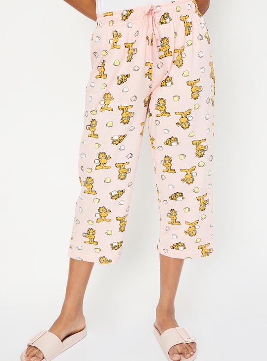 Women Garfield Printed Capris