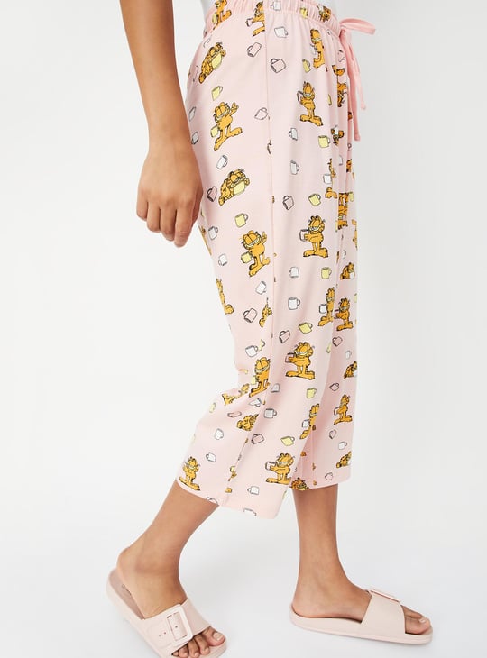 Women Garfield Printed Capris