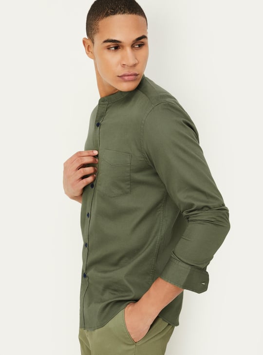 Men Solid Mandarin Collar Regular Fit Casual Shirt