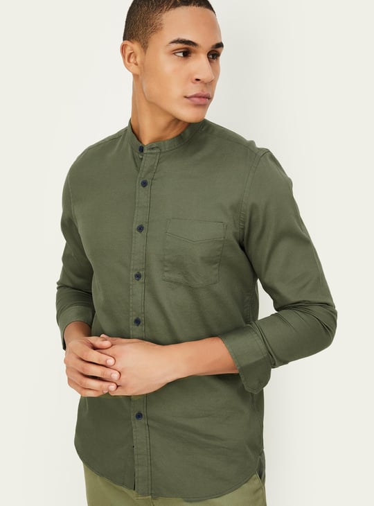 Men Solid Mandarin Collar Regular Fit Casual Shirt