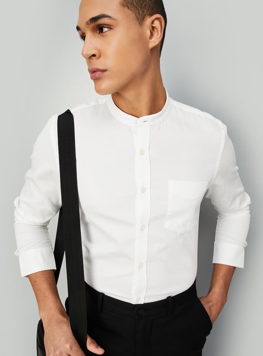 Men Solid Mandarin Collar Regular Fit Casual Shirt