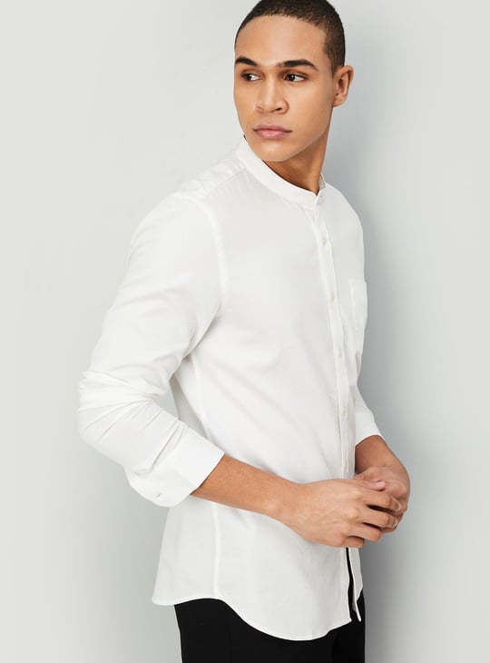 Men Solid Mandarin Collar Regular Fit Casual Shirt