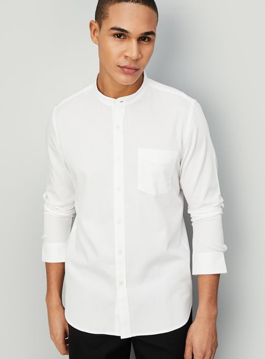 Men Solid Mandarin Collar Regular Fit Casual Shirt