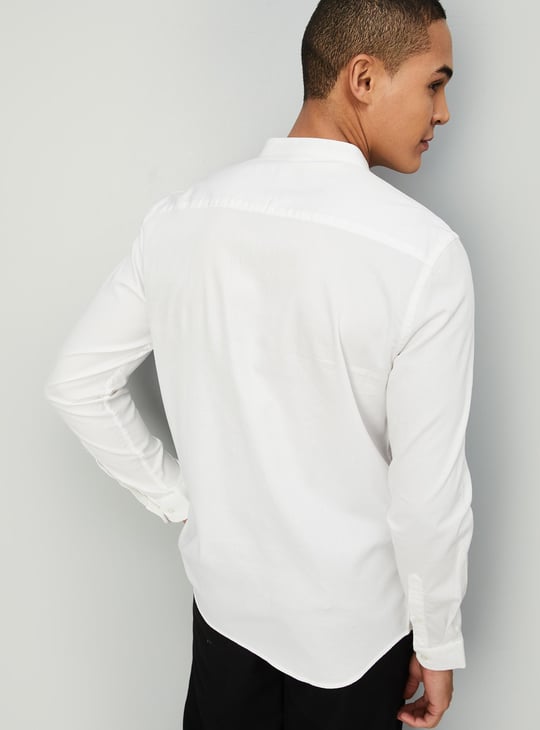 Men Solid Mandarin Collar Regular Fit Casual Shirt