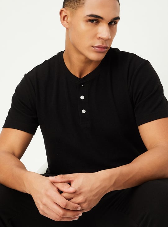 Men Knit Henley T-shirt