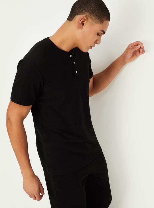 Men Knit Henley T-shirt
