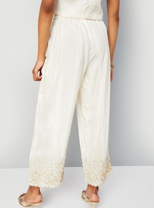 Women Embroidered Drawstring Closure Palazzos