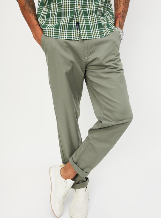 Men Solid Slim Fit Stretch Chinos