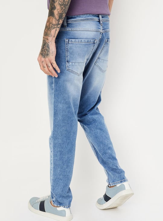 Men Stonewashed Carrot Fit Jeans
