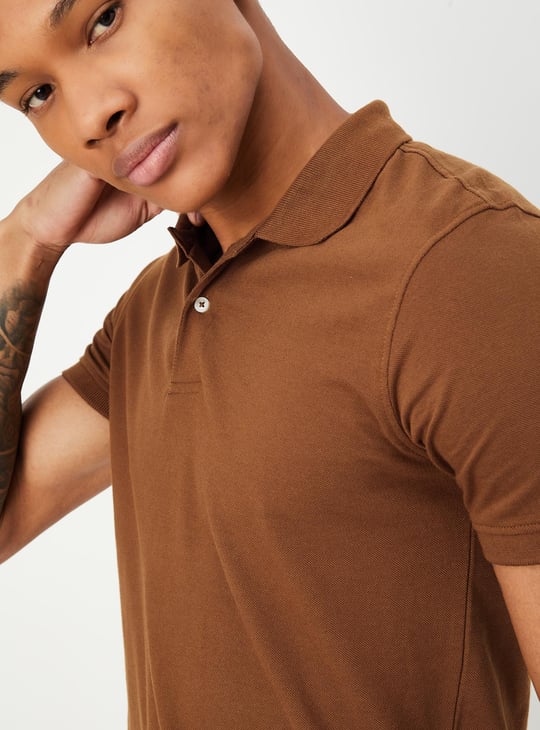 Men Slim Fit Solid Polo T shirt Brown Solid