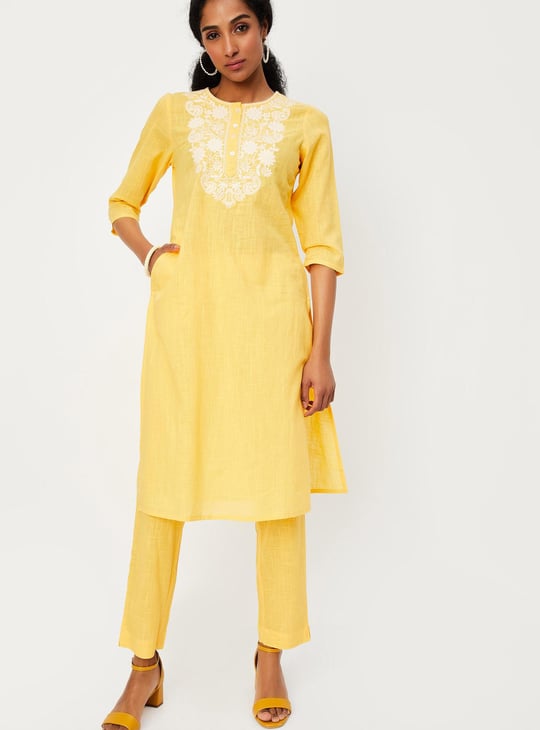 Women Embroidered Cotton Kurta Set