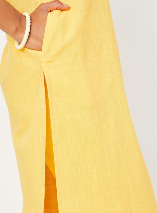 Women Embroidered Cotton Kurta Set