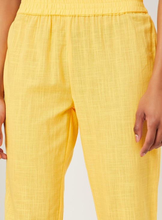 Women Embroidered Cotton Kurta Set