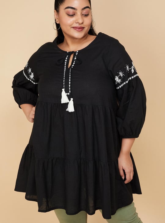 Women Embroidered Tiered Tunic