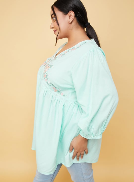 Women Embroidered V-Neck Tunic