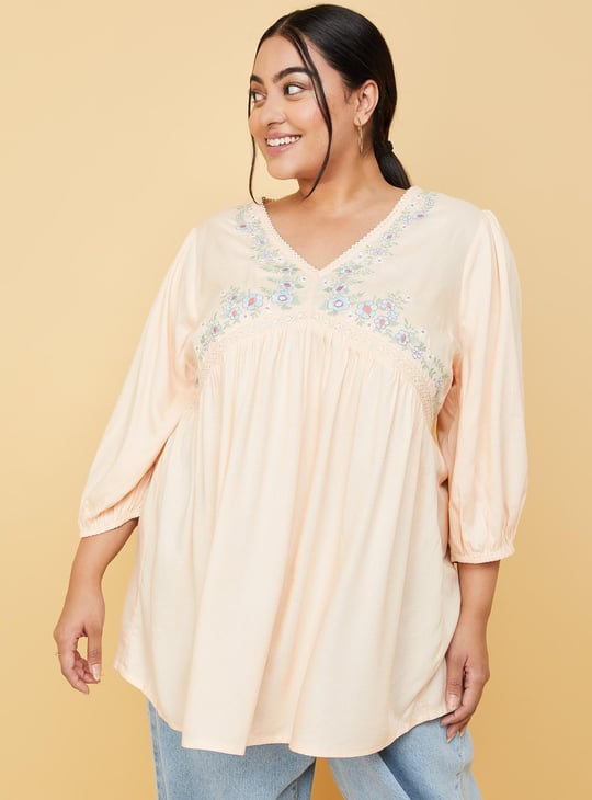 Women Embroidered V-Neck Tunic