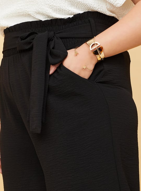 Women Textured Wide Leg Crop Trousers