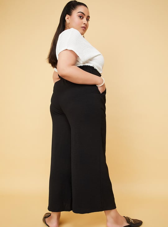 Women Textured Wide Leg Crop Trousers