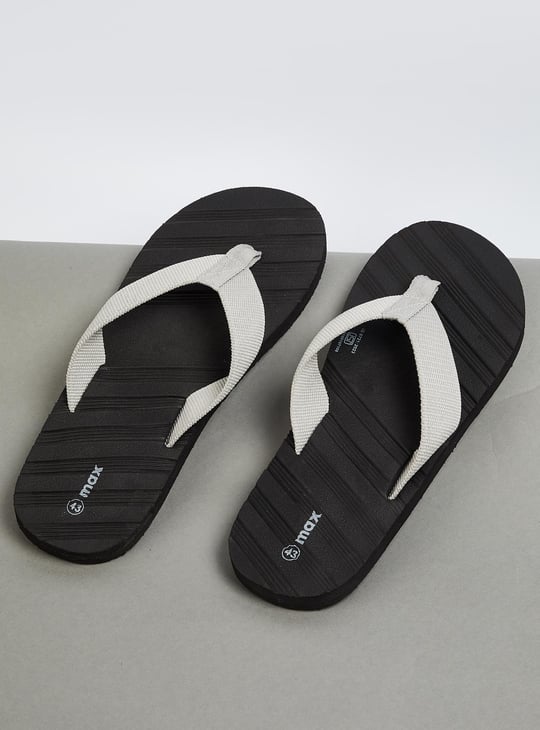 Men Woven Strap Flip Flops
