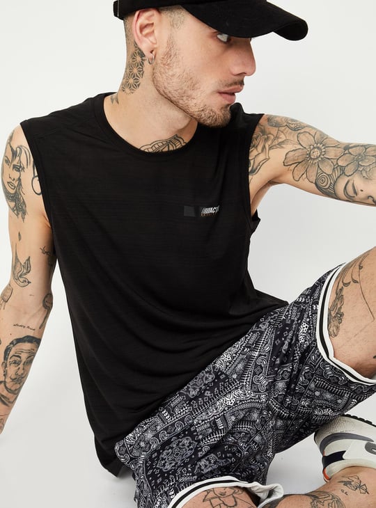 Men Solid Sleeveless T-shirt