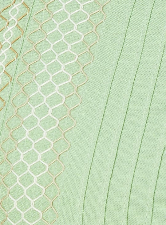 Women Embroidered Kurta with Pocket