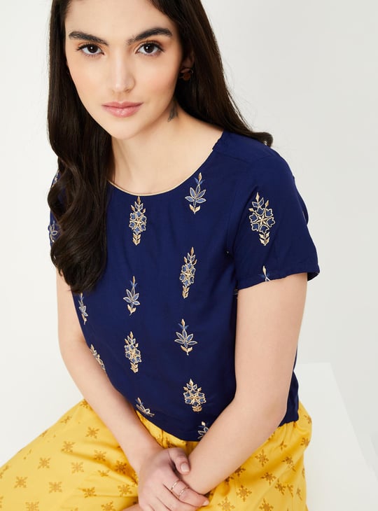 Women Embroidered Ethnic Top