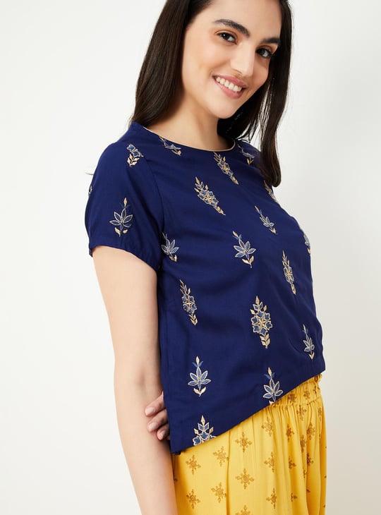 Women Embroidered Ethnic Top