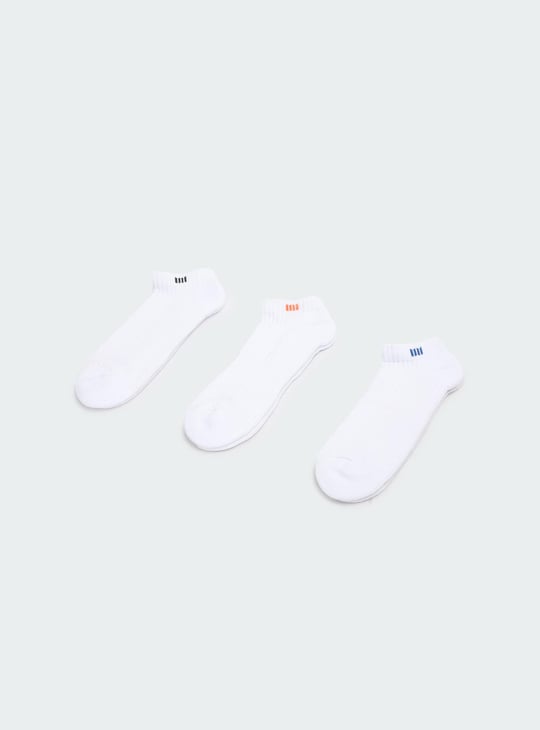 Men Solid Ankle Length Socks - Pack of 3