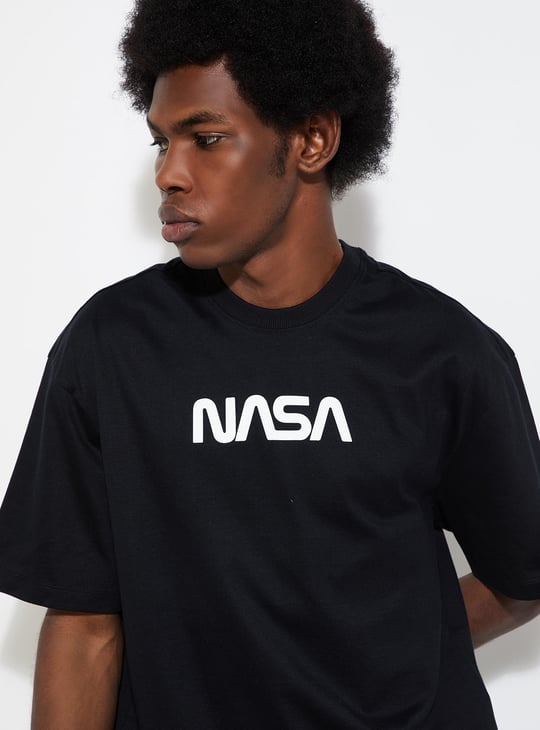 URB_N Men NASA Back Print Oversized T-shirt