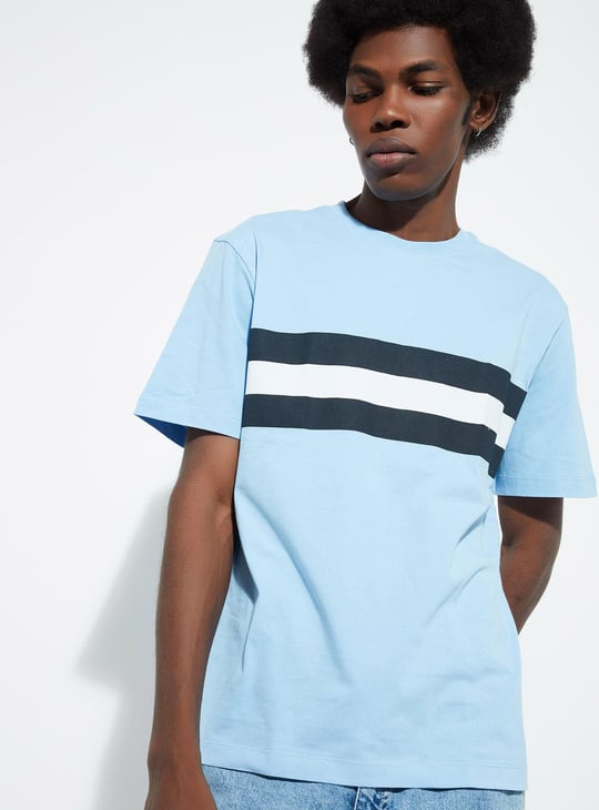 URB_N Men Slim Fit Striped T-shirt