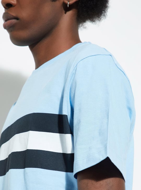 URB_N Men Slim Fit Striped T-shirt