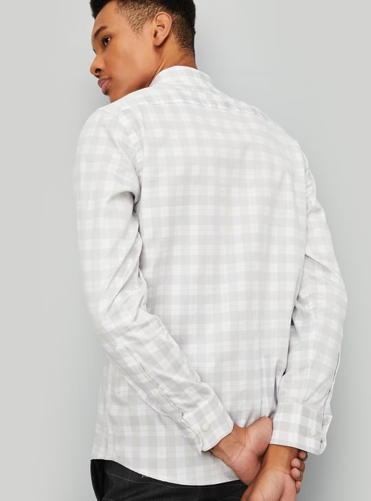 Men Checked Slim Fit Formal Shirt