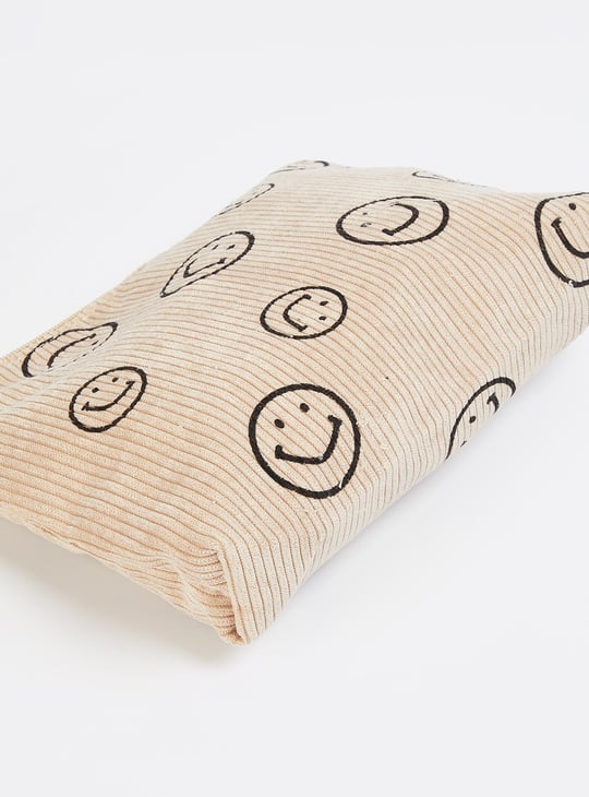 Women Smiley Printed Pouch