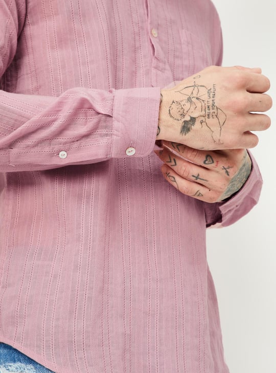 Men Dobby Woven Long Sleeve Kurta