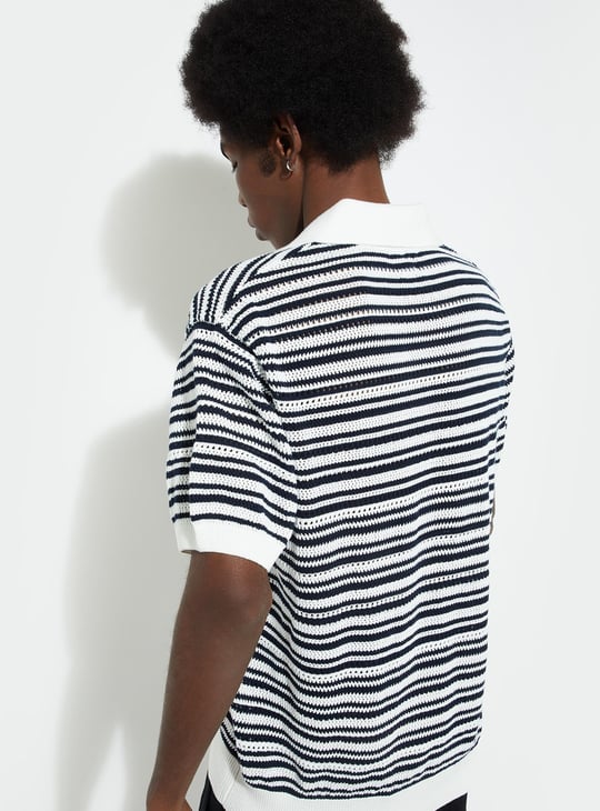 URB_N Men Oversized Striped Knit Polo T-shirt